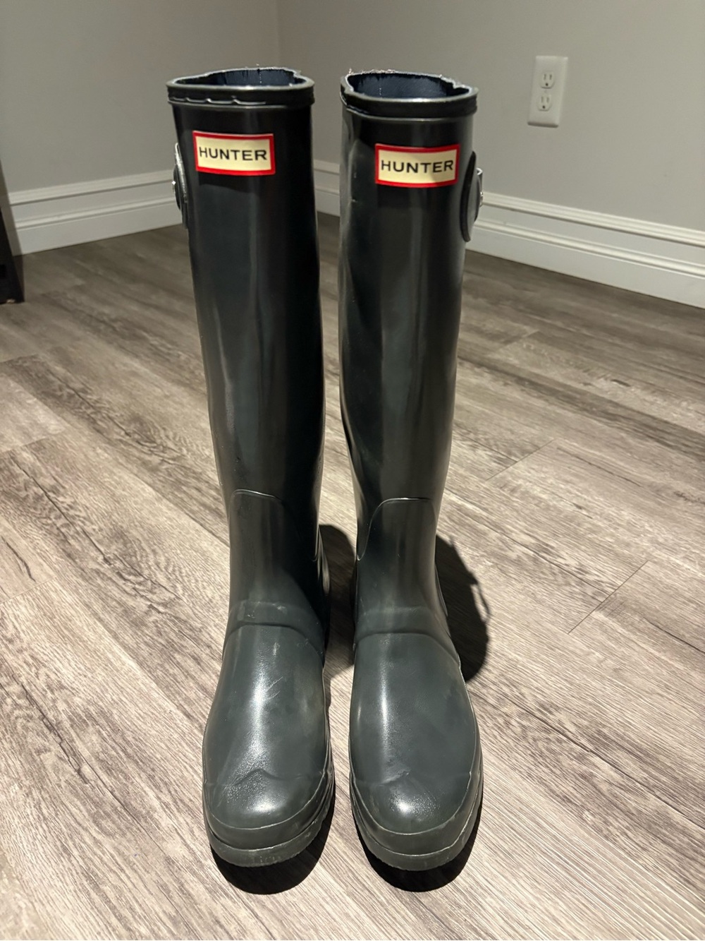 Women’s Grey Hunter Boots Tall 9